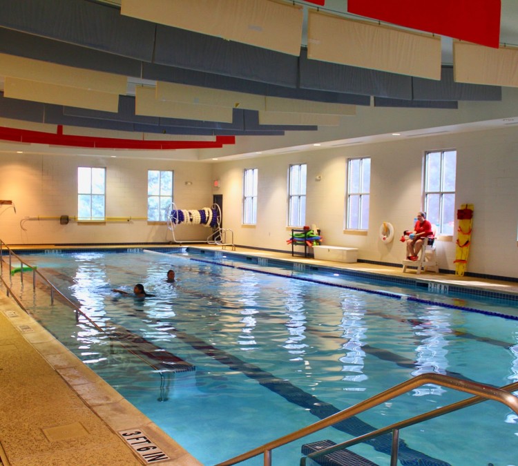 sammons-park-indoor-pool-photo